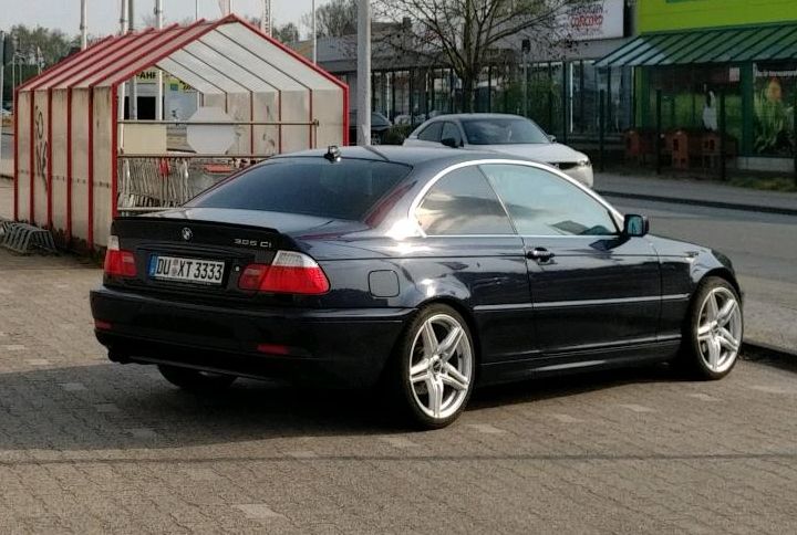 BMW Coupe 325ci e46 325i fl facelift Schalter Manuell in Duisburg