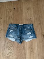 Hollister Jeansshort Short mit Strass in W28 (S/M) Hessen - Hanau Vorschau