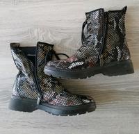 Boots von Tamaris in Schlangenledeoptik Thüringen - Gerstungen Vorschau