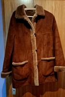 Basler Polarskin Selection Kurzmantel Gr. 36/38 Hessen - Reiskirchen Vorschau