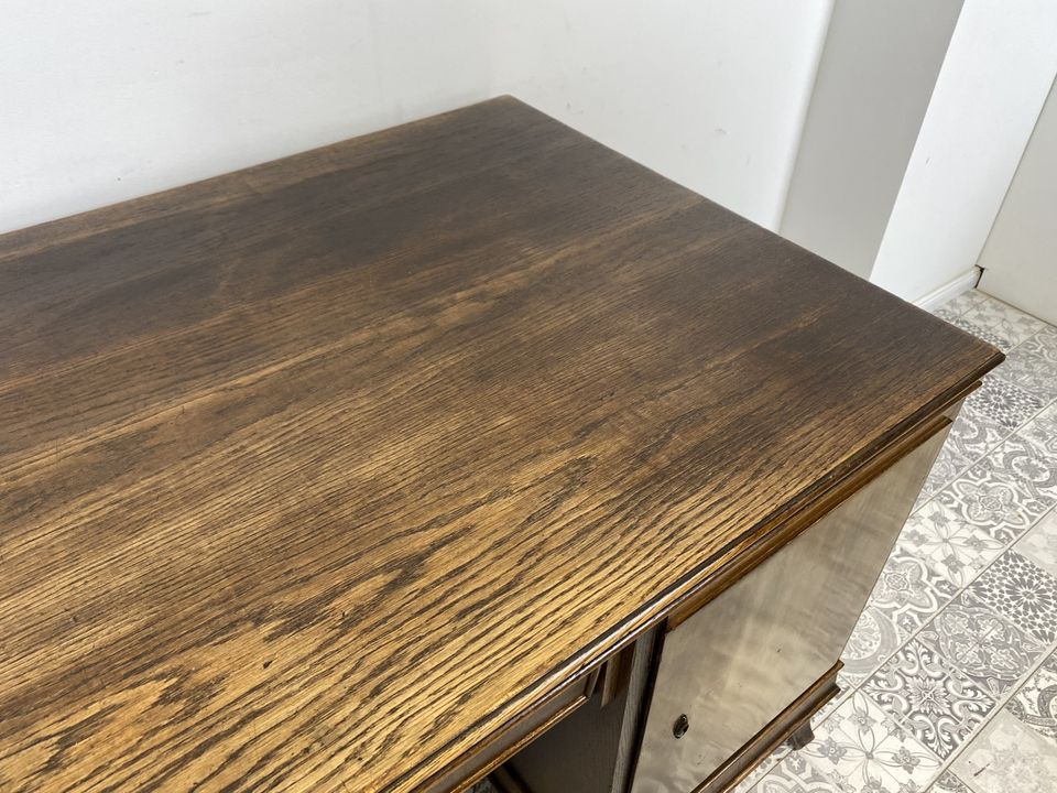 WMK Imposanter freistehender Art Deco Schreibtisch aus vollem Holz mit geräumigen Schubladen und schönen Verzierungen, um 1930 # Arbeitstisch Desk Sekretär Bürotisch Antik Vintage # Lieferung möglich in Berlin