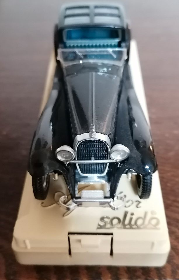 Modellauto Solido Bugatti Royale 1:43 mit Platte Vitrinenmodell in Karlsruhe