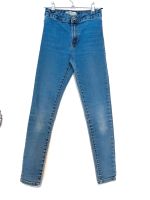 Zara jeans skinny Stretch schmal blau Hose 140 Jeggings Frankfurt am Main - Seckbach Vorschau