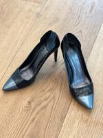 HUGO BOSS Edle Pumps ECHTLEDER Damenschuhe Gr. 39 Bayern - Schillingsfürst Vorschau