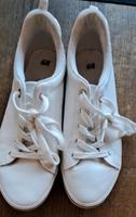 Weiße Sneaker von H&M,  Gr. 38, mit Goldakzenten Bayern - Germering Vorschau