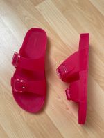 Oysho Pantoletten Sandalen Badeschuhe pink Gr. 38/39 Baden-Württemberg - Metzingen Vorschau