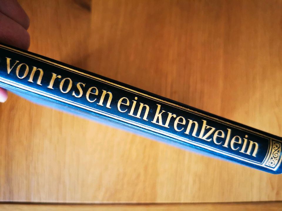 Von Rosen ein Krentzelein Hubert Stierling Buch alt in Ramstein-Miesenbach