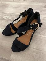 Tamaris Keilsandalette blau Marine Gold 40 neu Hessen - Niedenstein Vorschau