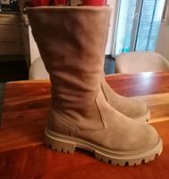 159 Euro NEUE Heine Echtleder Stiefel Wadenhoch NUBUKLEDER Gr. 39 Bayern - Pfaffenhofen a.d. Ilm Vorschau