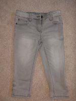 Kurze Hose Jeans Caprijeans gr 140 Niedersachsen - Fintel Vorschau