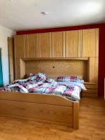 Schlafzimmer-Möbel, Bett, Kleiderschrank Eckschrank, Eiche massiv Bayern - Pommersfelden Vorschau