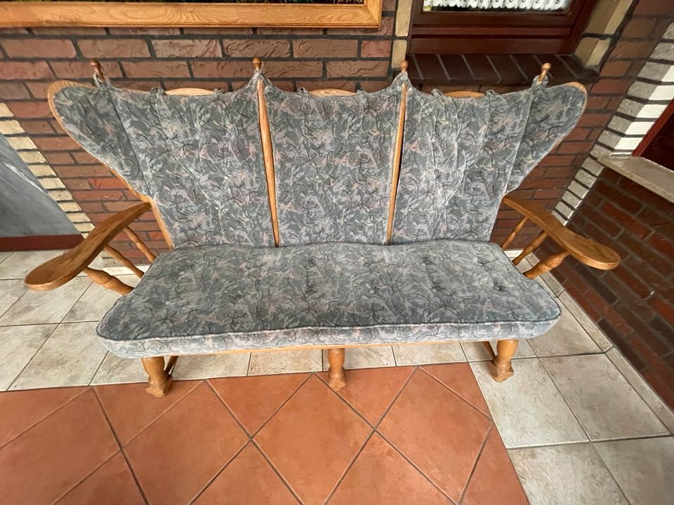 Esszimmer/ Wohnzimmergarnitur, Sofa, 2 Sessel   # Gut erhalten # in Westoverledingen