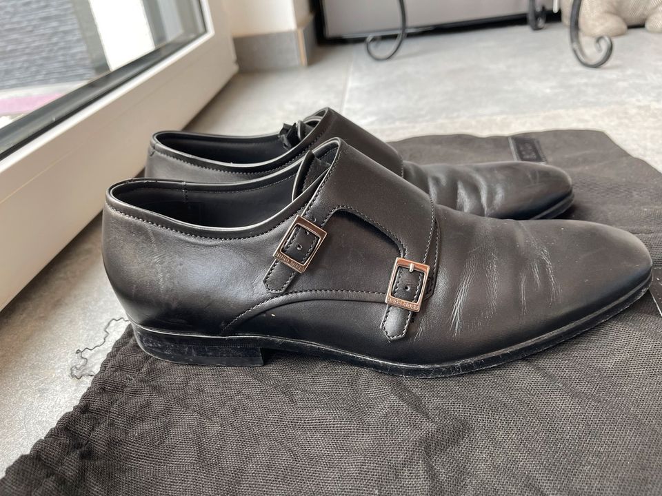 Hugo Boss Lederschuhe in Kitzingen