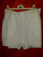 Adidas Damen Tennisshort Gr. 40 u. 42 neu Nordrhein-Westfalen - Remscheid Vorschau