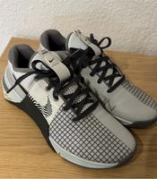 Turnschuhe Nike Metcon 8 Trainingsschuhe Sneakers grau Gr. 40 NEU Schleswig-Holstein - Ahrensburg Vorschau