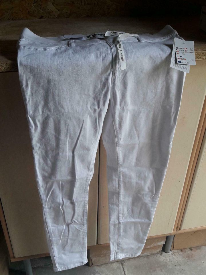 Weiße Hose von Denim in XL in Hamburg