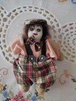 Clown Porzellan Figur für Sammler, Deko , Puppe, Harlekin Baden-Württemberg - Tamm Vorschau