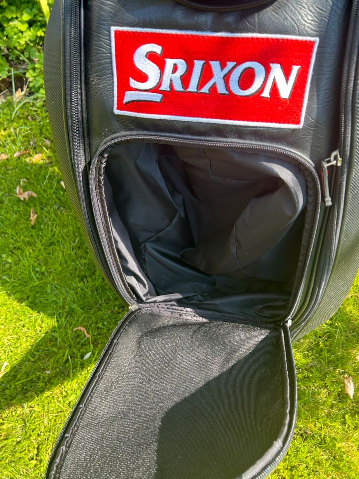 Golfbag schwarze Golftasche von SRIXON in Bad Oldesloe