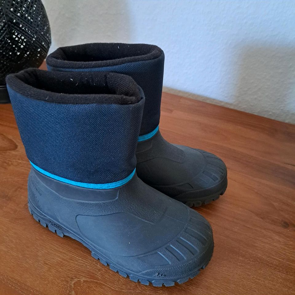 Quechua Schneestiefel 28/29 in Frankfurt am Main