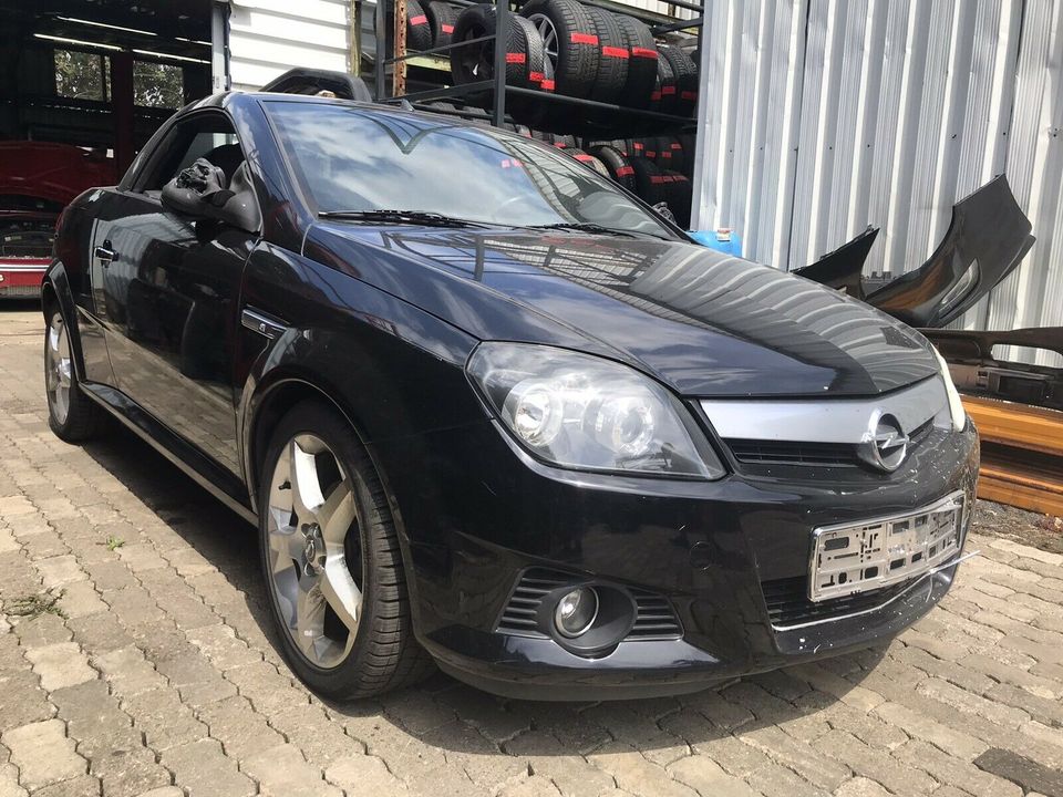 Opel Tigra twintop 1.8 Ersatzteile Gebrauchtteile Schlachtfest in Köln