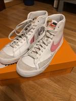 Nike Blazer Nordrhein-Westfalen - Neuss Vorschau