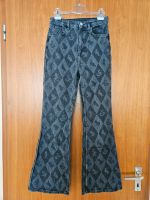 Tolle Jeans Jeanshose Hose Flare Harry Potter von H&M Gr. 158 Baden-Württemberg - Metzingen Vorschau