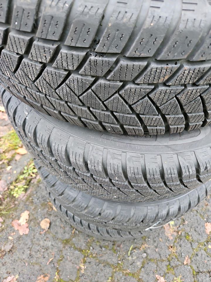 Komplettrad Opel Corsa 185/70R14 88T in Driedorf