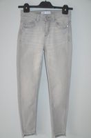 Tolle graue Jeans Hose von Zara * Gr. 34* Damen* Nordrhein-Westfalen - Raesfeld Vorschau