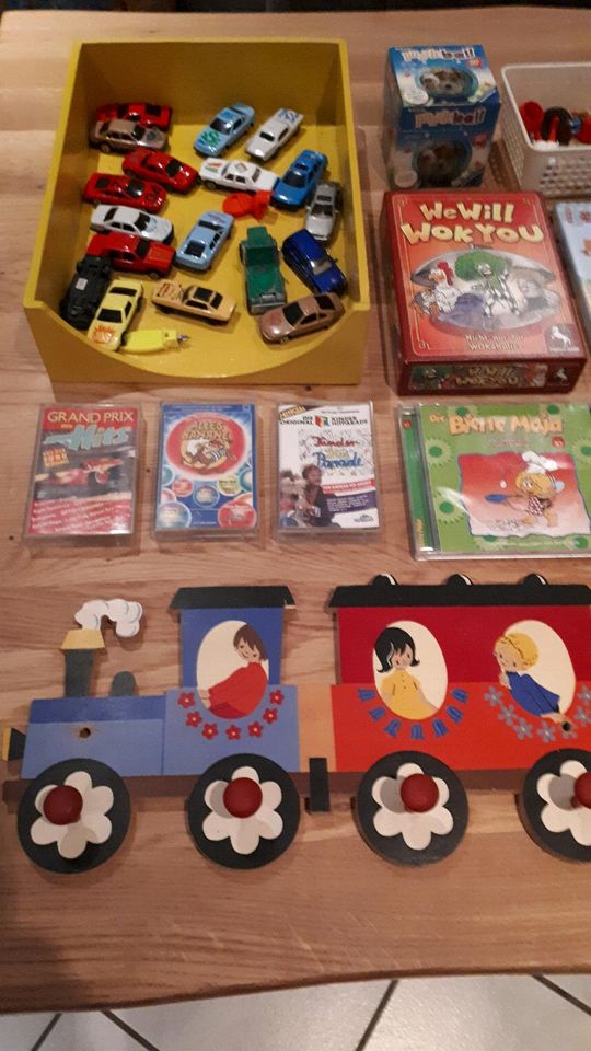 Konvolut ❤ Kinder Spiele DVD Garderobe Haba Lego... in Paderborn