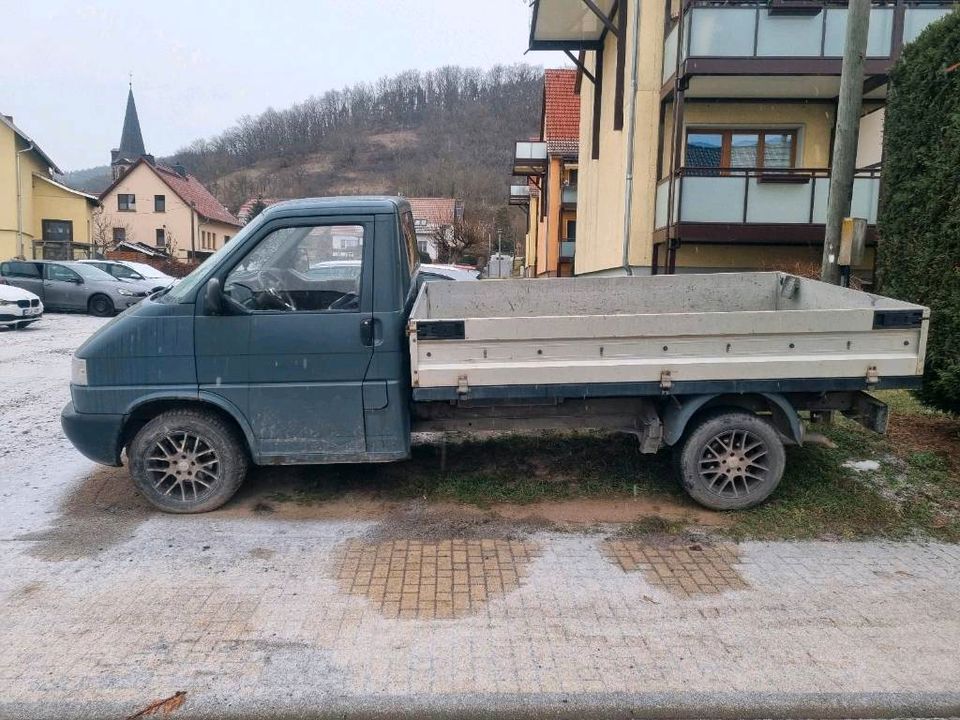 VW T4 Pritsche 1.9 (erhöhte Nutzlast eingetragen) in Rudolstadt