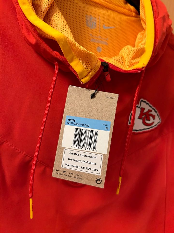 Nike Kansas City Chiefs Player Jacke Gr. M in Rehlingen-Siersburg