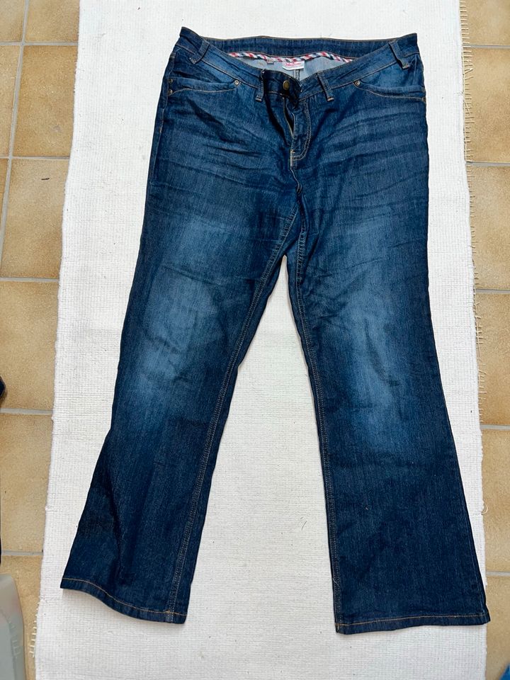 Jeans Stretch Hosen verschiedene Gr.48 bonprix blau grau in Kaarst