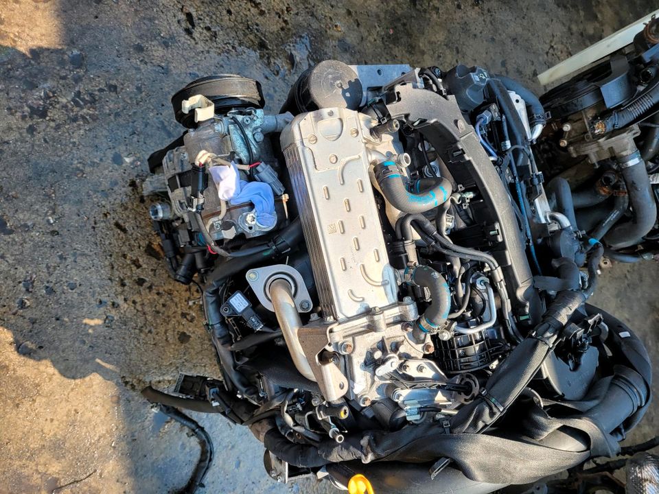 Motor MERCEDES A200 A220 CLA GLA 200 220 CDI 651930 136PS 170PS in Berlin