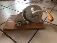 Brotschneidemaschine Rotring mit Holzplatte shabby chic Retro Bayern - Schwanfeld Vorschau