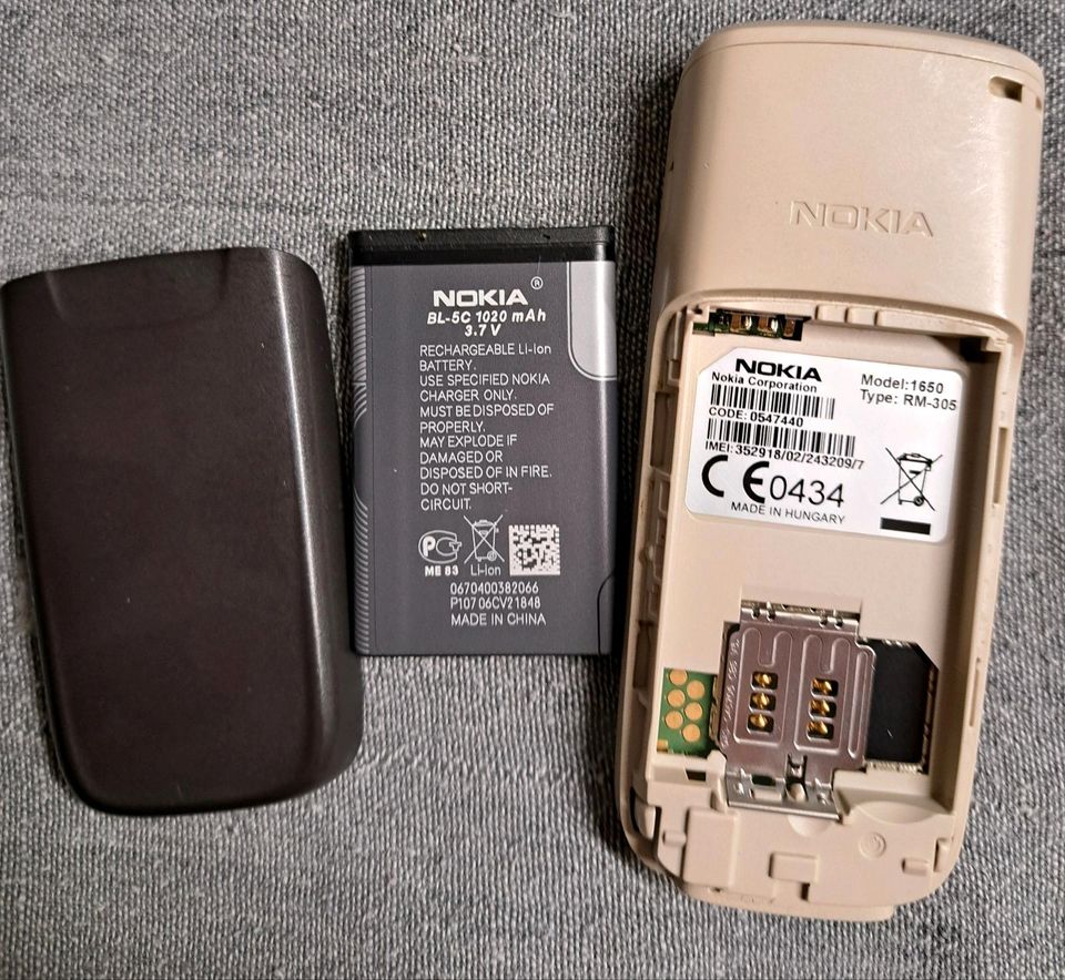 Handy Nokia 1650 in Dresden