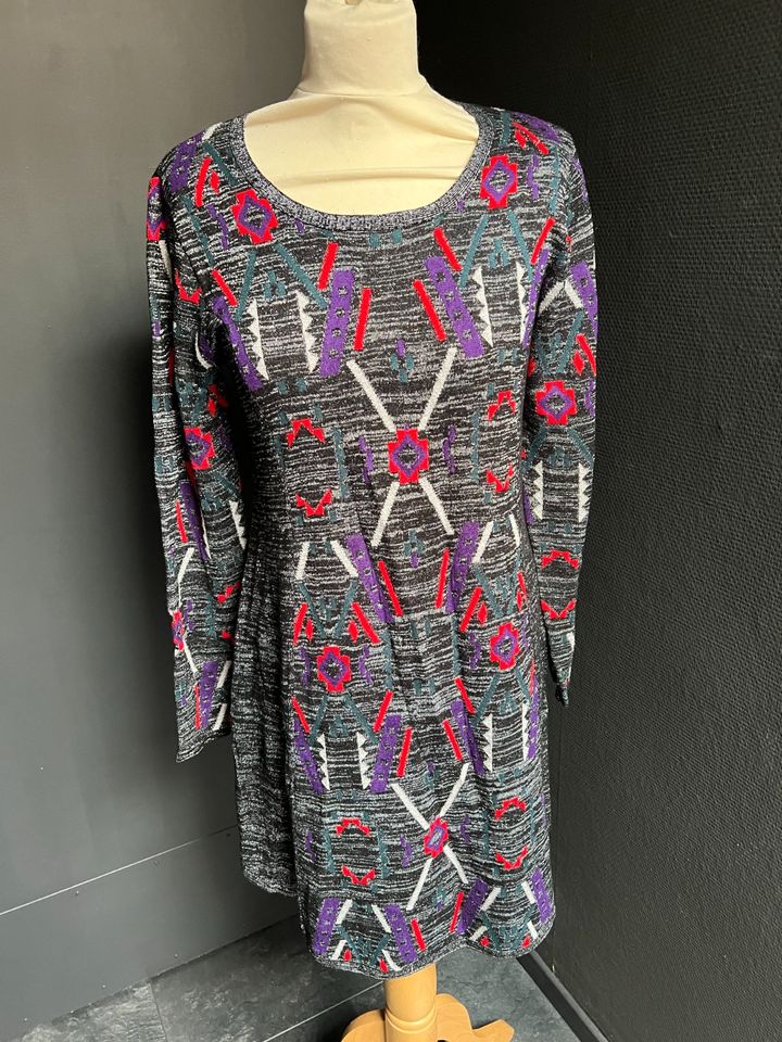 Grau bunt damen Kleid von Desigual grosse L in Bocholt