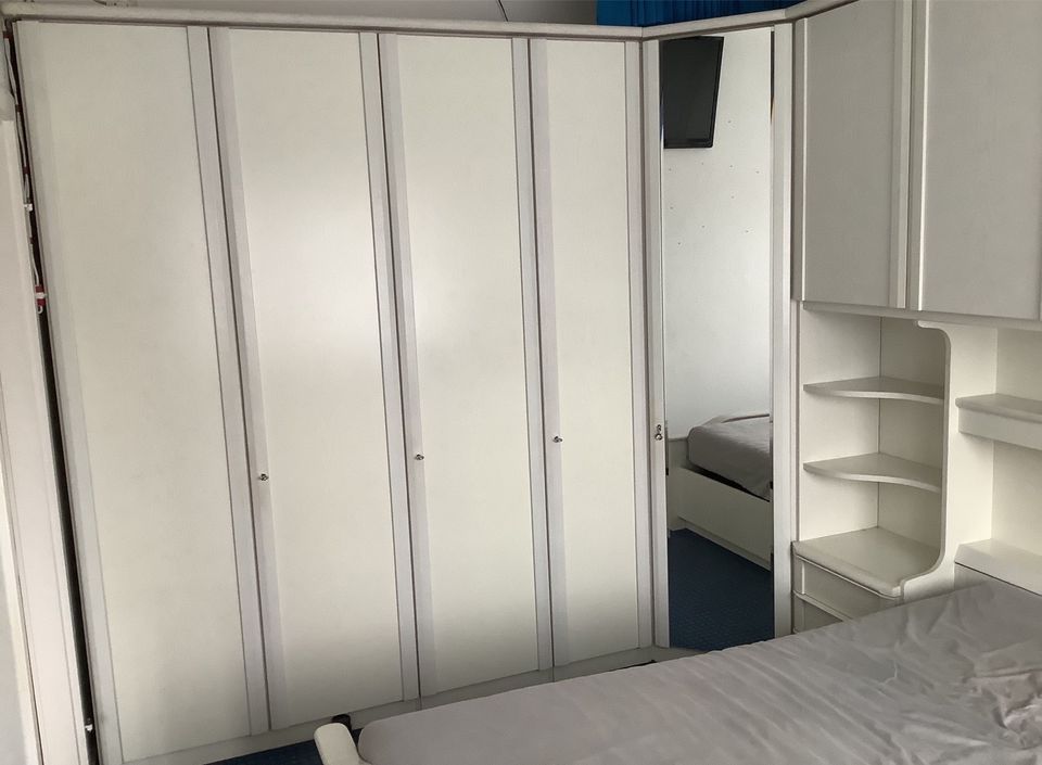 Schlafzimmer komplett Set in Dortmund