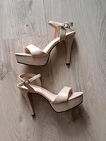 Schicke Plateau High Heels Cappuccino 38 Sandalette Bayern - Weidenbach Vorschau