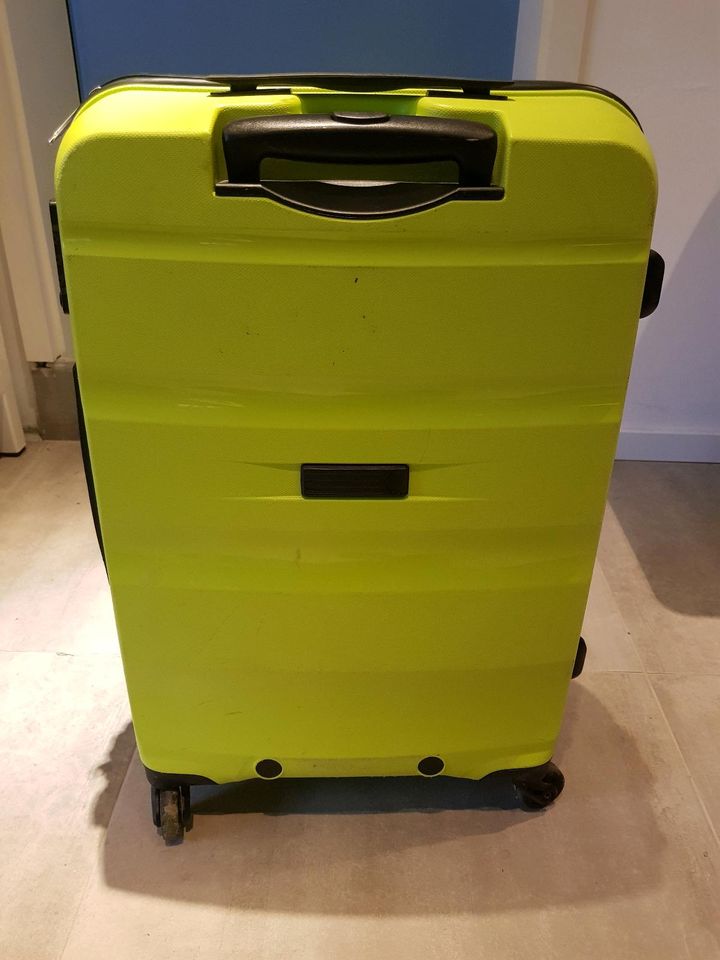 Koffer American Tourister Bon Air Spinner M bright lime in Bad Camberg