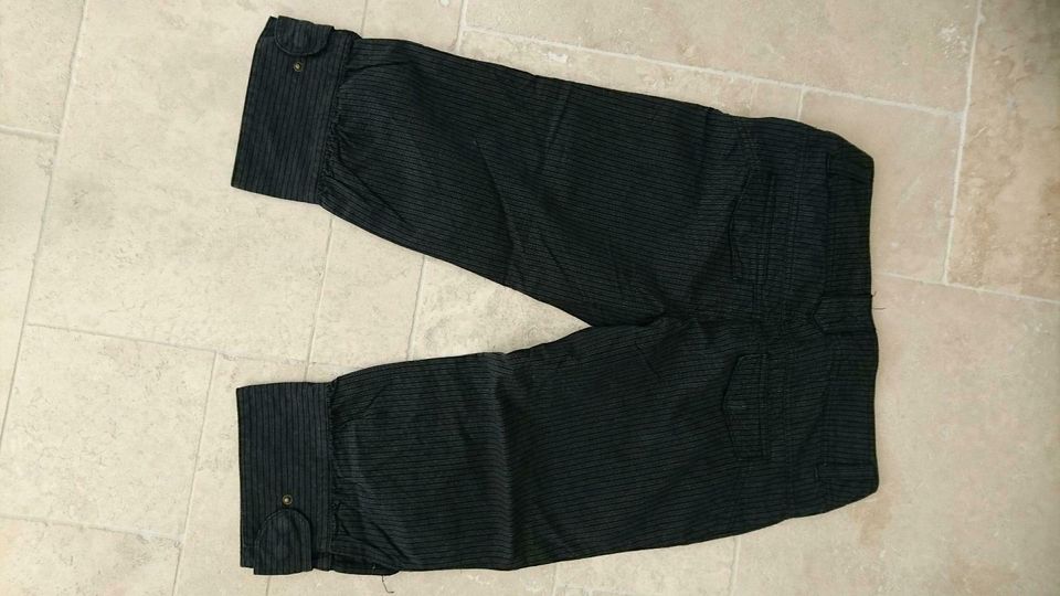 Vero Moda, 3/4 Hose schwarz gestreift, Gr. 40 in Ballrechten-Dottingen