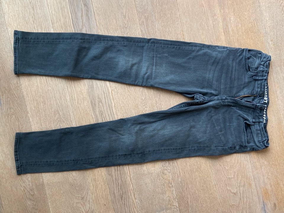 Jeans, grau, H&M, 170 in Berlin