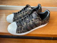 Adidas Superstars Camo, Größe 44 Rheinland-Pfalz - Böhl-Iggelheim Vorschau