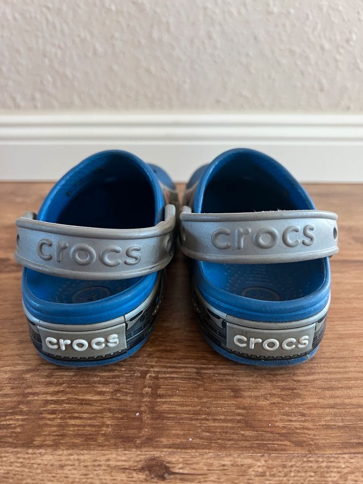 Kinder Crocs mit Beleuchtung gr. C 9 in Hamburg