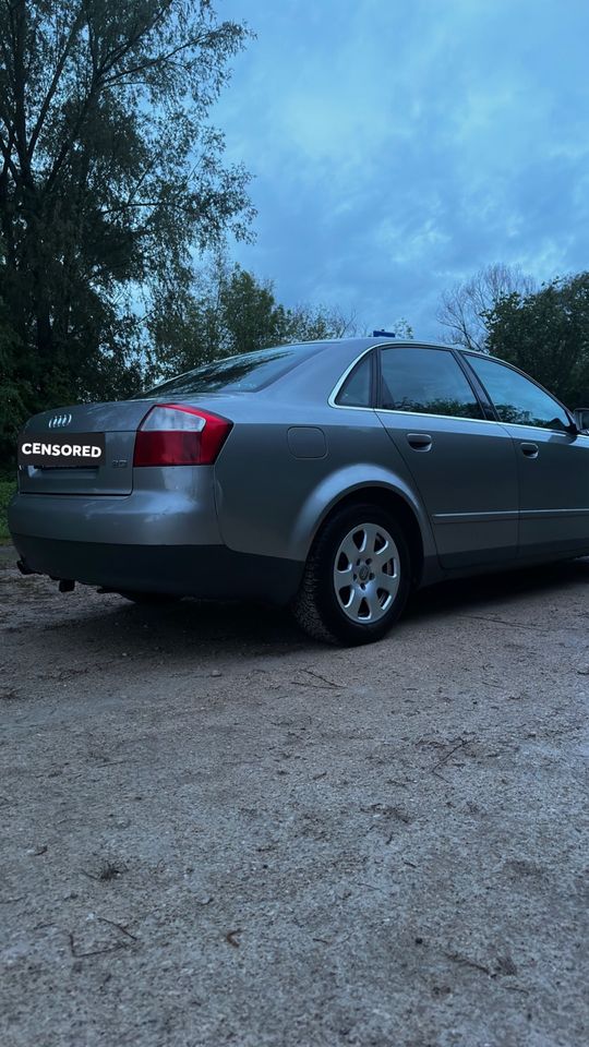 Audi A4 B6 in Rain Lech