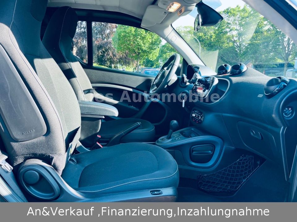 Smart ForTwo Cabrio Passion AUTOM/KLIMA/SITZH/1.HA/TÜV in Norderstedt