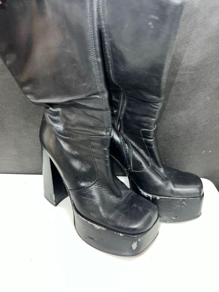 Original Kult Vintage-Lederstiefel aus Italien in Größe 38 in Markdorf