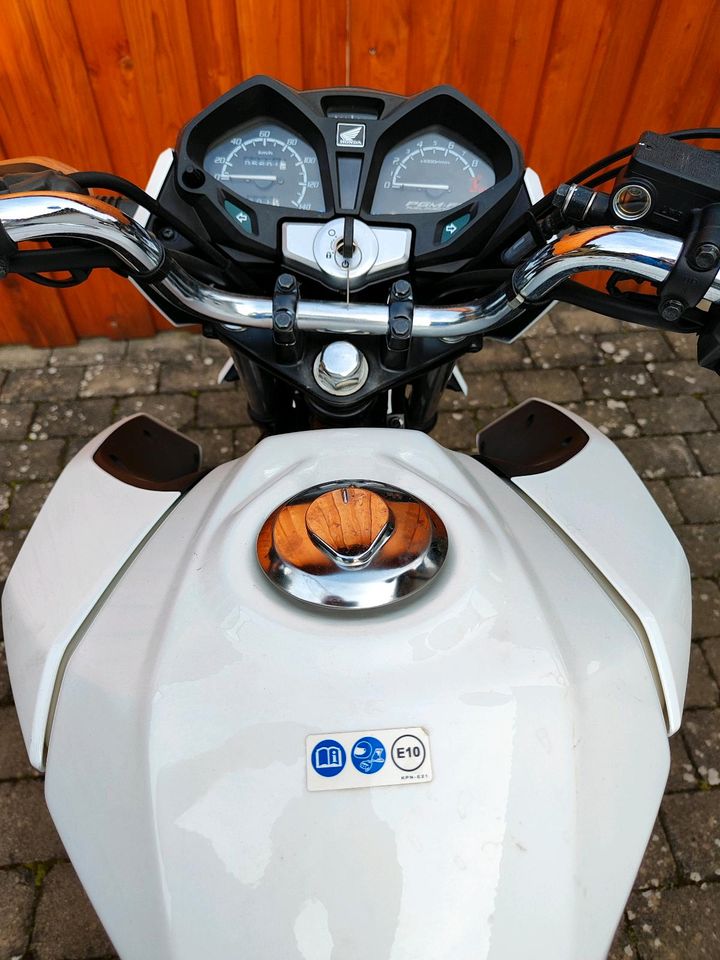 Honda CB125F Moped Motorrad Kleinrad Motorroller Leichtkraftrad in Memmelsdorf