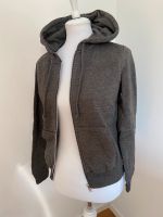 Basic Sweatjacke, grau, Gr.S, neuwertig, DIVIDED Nordrhein-Westfalen - Neuss Vorschau