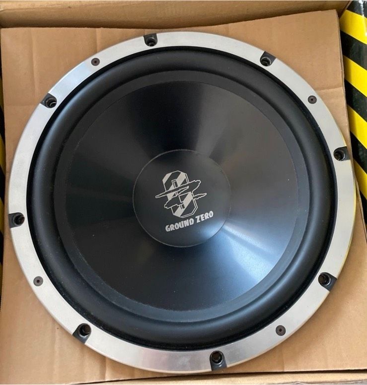 Ground Zero gzuw 300 sq Subwoofer in Zeitz