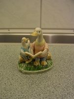 Gänse Gans Ente Mutter vorlesend Oster Deko Porzellan Keramik Nordrhein-Westfalen - Rommerskirchen Vorschau